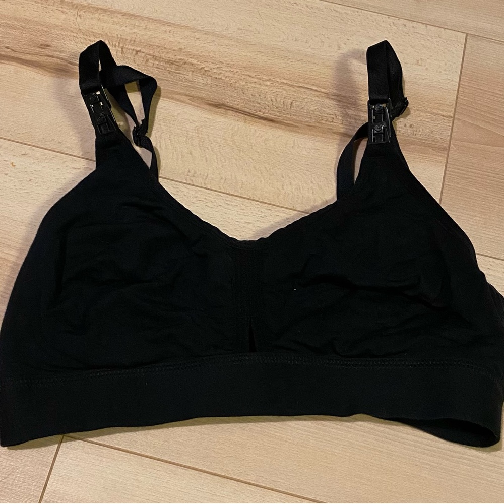 Medium pumping/nursing bra